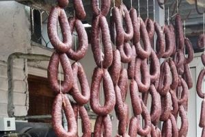 Hoţi de sezon: au furat ”pomana porcului”