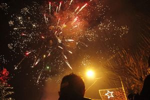 Revelion în aer liber în principalele oraşe din judeţ