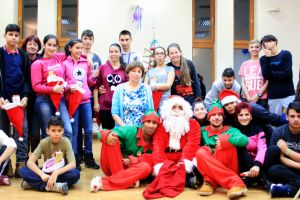 ,,Să ne cunoaştem tradiţiile, împărtăşind învăţăm să fim mai buni”