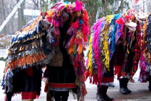”Umblatul cu capra” de Anul Nou– un obicei străvechi la români, păstrat până în zilele noastre