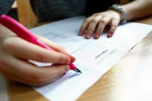 Ecaterina Andronescu propune introducerea unei evaluari intermediare in timpul ciclului liceal