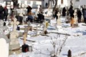 Ultimul drum va fi acelaşi pentru toţi, indiferent de religie, la Moldova Nouă
