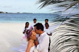 Lidia Buble şi Răzvan Simion s-au căsătorit într-un loc secret