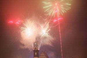 La mulţi ani, 2019! Artificiile, surprinse de un fotograf profesionist (FOTO)