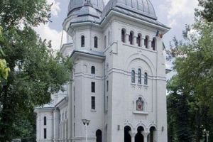 JALNIC! S-a furat CUTIA MILEI dintr-o biserică a Capitalei