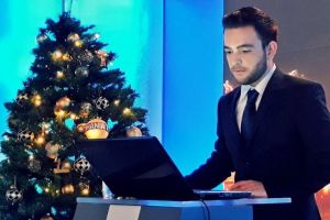 FOTO. Rafaelo Varga, la primul jurnal de ştiri prezentat la o televiziune naţională