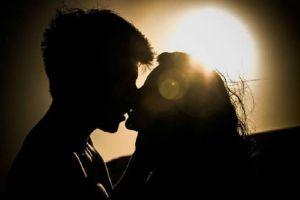 De ce înşală femeile,si cat de des? Întrebarea şi-a găsit, în sfârşit, răspunsul