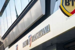 O mare bancă din România dispare începând de mâine. Ce se întâmplă cu cei peste un milion de clienţi