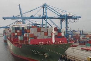 PERICOL pe mare! O substanţă PERICULOASĂ, SCĂPATĂ de sub control. Poate provoca AFECȚIUNI GRAVE. Autorităţile sunt în ALERTĂ