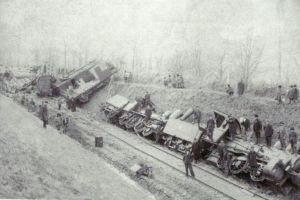 ”Aici a fost să le fie pomenirea”… Povestea catastrofei feroviare de la Ciurea, povestită de cei care au trăit atunci