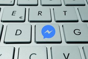 Facebook Messenger testează modul întunecat, în anumite regiuni