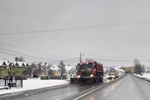 79 de utilaje de deszăpezire au intervenit pe drumurile din judeţ. Cum se circulă