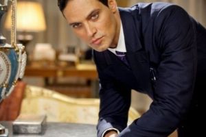 ÎN PREMIERĂ ŞI ÎN EXCLUSIVITATE LA TVR 2. RUDOLF VALENTINO: DESTINUL UNEI LEGENDE
