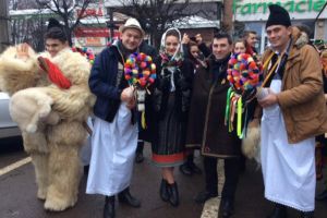 Festivalul datinilor, în piaţa centrală din Rădăuţi