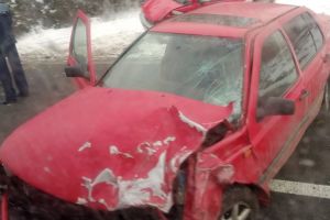 Accident cu trei maşini, pe DN 76. A fost implicată şi o maşină a AMD Bihor (FOTO)