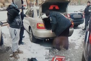 CONTRABANDĂ cu ţigări, STOPATĂ de jandarmii arădeni (FOTO)