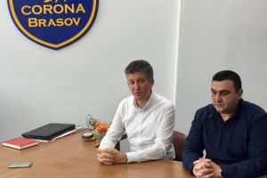 Clubul Corona a preluat echipele de junioare 1 şi 2 de la ACS Transilvania Braşov, în urma unui protocol de colaborare