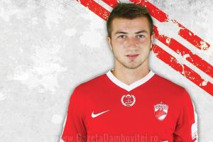 OPINIE: Nu puneţi un fotbalist la zid pentru ceea ce face în viaţa personală! Să răspundă pe gazon!