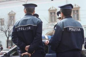 Au crescut salariile poliţiştilor şi militarilor!
