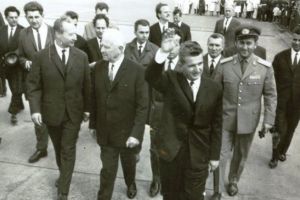 Ceauşescu nu avea niciodată bani la el şi nici buletinul. Ce nu-i lipsea, totuşi, din buzunare când pleca undeva