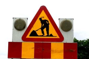 INFOTRAFIC: ASTĂZI, lucrări de asfaltare pe Autostrada A1, sensul Sebeş – Sibiu, între kilometrii 250+700 şi 249+700, până la ora 18.00