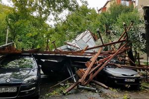 Explicaţii de la Meteo: Vestul ţării a fost lovit de un mezociclon