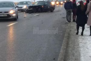 Trafic îngreunat pe E 85, după un accident produs la ieşirea din Suceava spre Rădăuţi