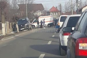 O femeie care circula cu bicicleta a fost rănită în Rădăuţi după o manevră greşită