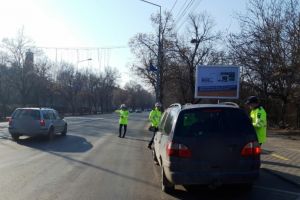 Atenţie, şoferi! Poliţiştii sunt cu ochii pe centurile de siguranţă şi pe telefoanele mobile