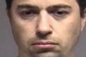 Pedofil, tată şi soţ exemplu, omorât în ​​bătăie de ceilalţi deţinuţi. Trebuia să execute o pedeapsă de 40 de ani