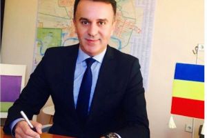 Ilie Cheşa: „PNL-istul Dorin Stanca vorbeşte de funie în casa spânzuratului, în timp ce şefii săi prosperă pe buzunarele arădenilor”