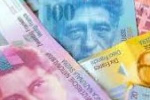 Francul elvetian a pierdut trei bani intr-o singura zi