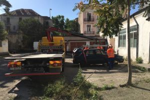 Mai multe masini abandonate sau fara stapan din Constanta vor fi ridicate. Unde au fost localizate aceste autovehicule (documente)
