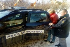 SPION urmărit prin Interpol, PRINS la graniţa României