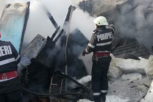 Incendiu la o casă din Aninoasa