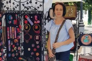 Genţi şi bijuterii unicat făurite cu migală de o sibiancă – Sunt foarte frumoase!
