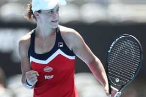 Simona Halep, IRONIZATĂ de jucătoarea care a BĂTUT-O la Sydney: „A jucat numărul 1 cu numărul 15 şi...”