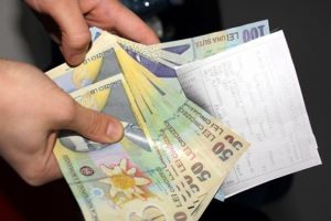 Plata pensiilor prin Poştă întârzie două zile, luna aceasta