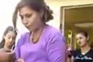 FOTO: Cine este femeia acuzată că i-a tăiat gâtul iubitului, apoi i-a dat foc