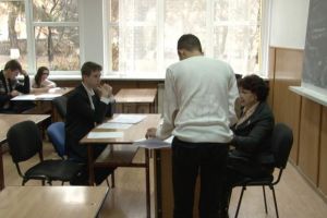 Oficialii din Educaţie revin la calendarul clasic al bacalaureatului, după experimentul ...
