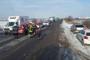 FOTO, VIDEO| ACCIDENT rutier pe DN1, la Oiejdea, cu patru autoturisme implicate. Traficul este îngreunat
