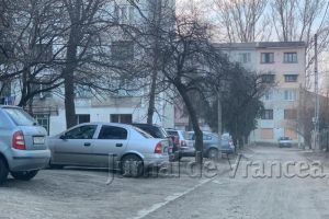 Cu cât s-a adjudecat un loc de parcare de la Gară la prima licitaţie din acest an