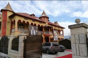 BULIBAȘA Varga a fost ÎNMORMÂNTAT ”ca un EROU”! CONFETTILE au fost SINGURELE ”ONORURI” pe care le-a primit