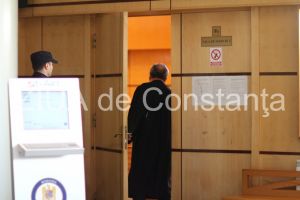 Fostul sef al Vamii Constanta, acuzat de abuz in serviciu, a fost achitat. Apelul dosarului, in martie  