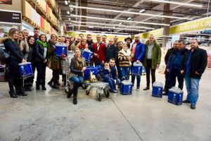 TSD a pus umărul la umplerea Camionului de Crăciun în Basarabia