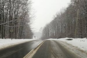 Ninsori în toată Moldova, până mâine la prânz. Cum se circulă pe drumurile naţionale