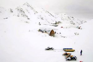 VIDEO LIVE Ninge la Bâlea Lac şi Păltiniş – Stratul de zăpadă are aproape doi metri