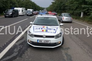 Trafic oprit pe DN7 dupa un accident in lant. Un microbuz si trei autoturisme, implicate