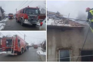 FOTO: INCENDIU la o anexă gospodărească în comuna Ciugud. Pompierii intervin cu două autospeciale