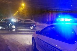 ACUM – ACCIDENT LA INTERSECŢIA BD. EROILOR cu EXERCIŢIU